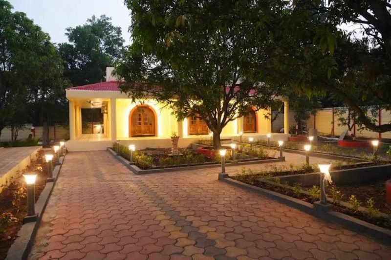 4 BHK Paradise — private villa in Badlapur